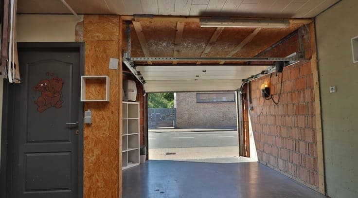 Ruime instapklare woning met 4 slaapkamers, garage en zon...