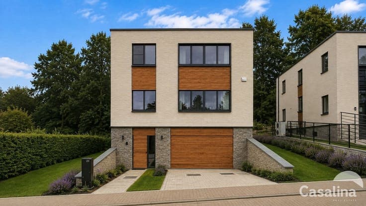 Open House Sunday 06/09/2026: 10am-12pm & from 3pm-5pm