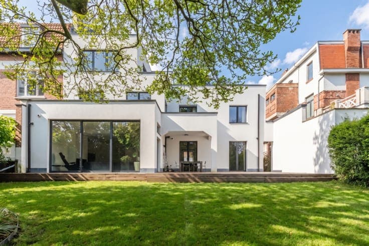 Stockel - Exceptional semi-detached villa on a 7 acres plot