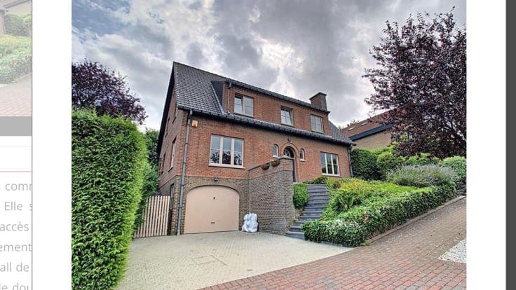 Spacious 5-Bed House with Large Garden in Waterloo