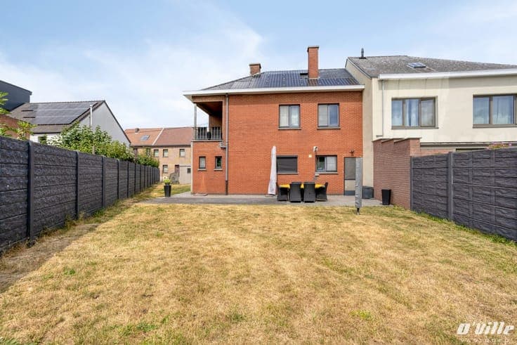 Charming and energy-efficient semi-detached house