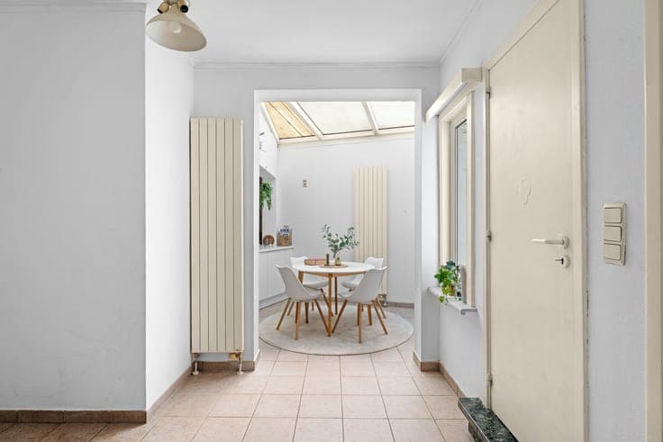 Charmante gezinswoning met 3 slaapkamers, koertje en dakt...