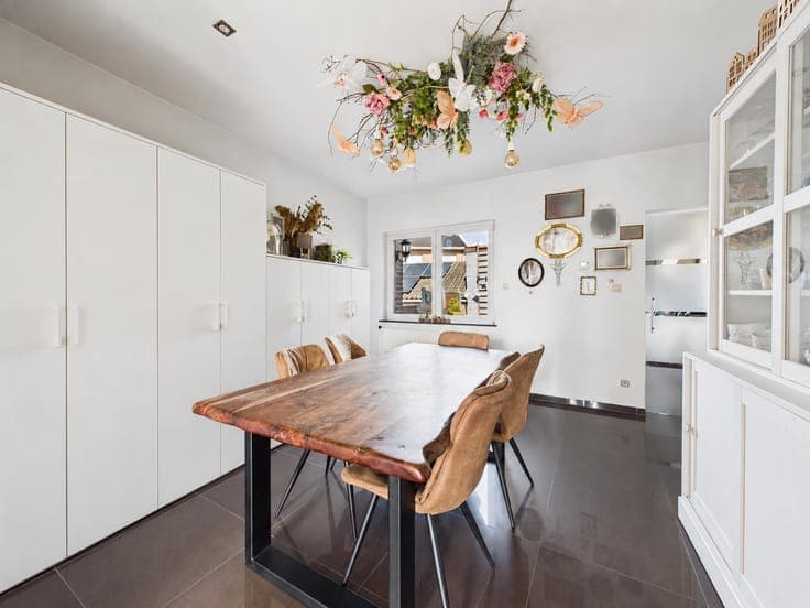 2-bedroom house with terrace