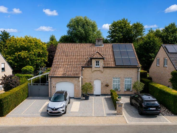 JODOIGNE - BELLE VILLA 5 CH + TERRASSE + JARDIN !!