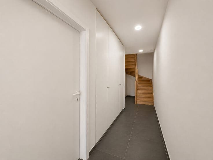 Opbrengsteigendom met 4 appartementen