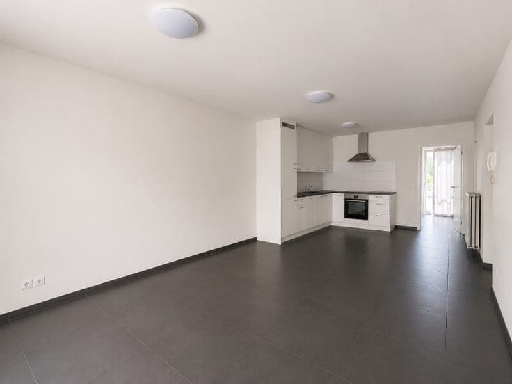 Opbrengsteigendom met 4 appartementen