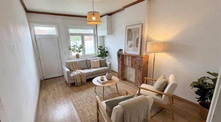 READY-TO-MOVE-IN HOUSE WITH 4 BEDROOMS AND GARDEN