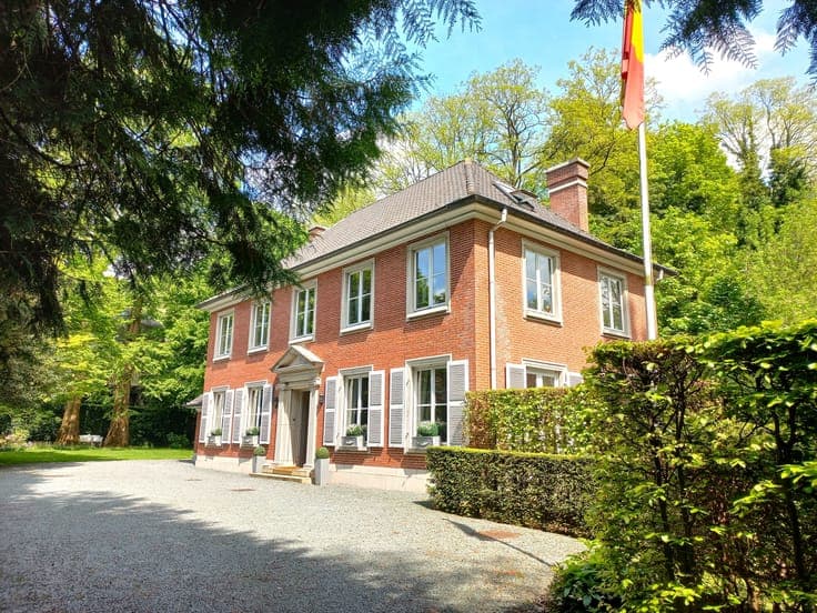 WOLVENDAEL PARK – Superb classic French property.