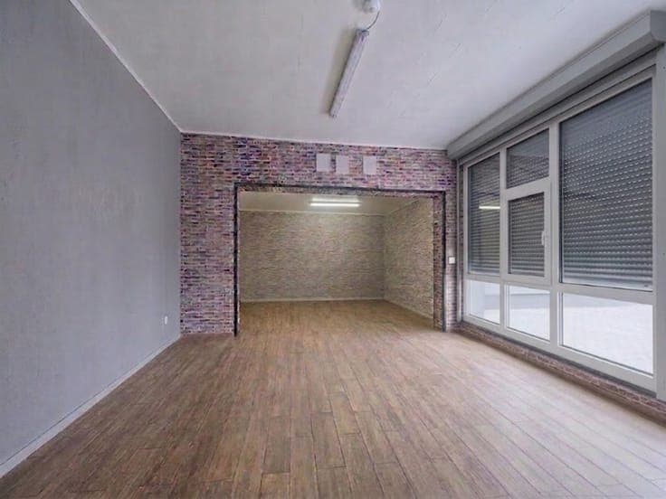 Aalst: Grote woning met potentieel