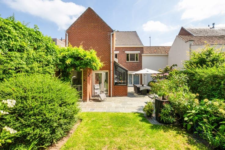 Spacious Move-in Ready Family Home
