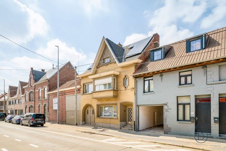 Spacious Move-in Ready Family Home