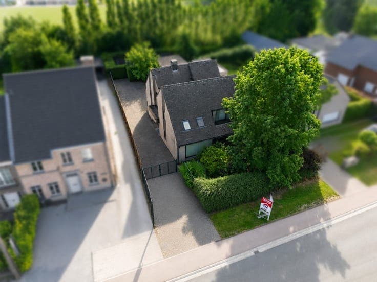 476 m² villa with 5 bedrooms, garden & wellness
