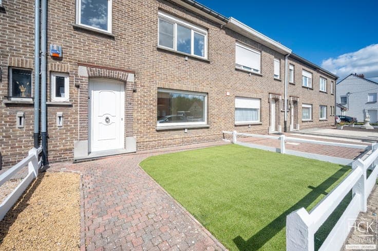 SINT-BAAFS-VIJVE - Instapklare woning met 3 SLPK, én uitw...