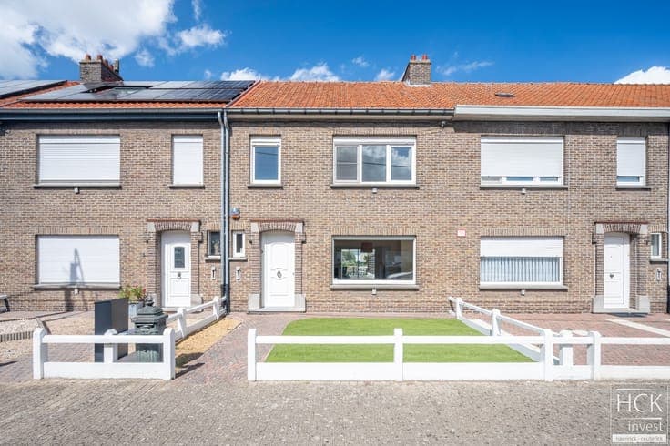 SINT-BAAFS-VIJVE - Instapklare woning met 3 SLPK, én uitw...