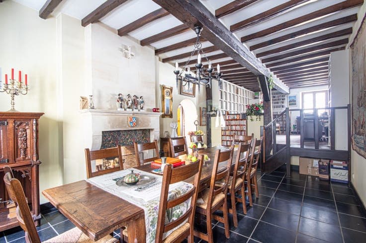 Fully renovated house occupied life annuity
