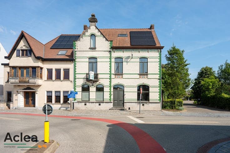 Statige herenwoning met authentieke grandeur aan het Plei...