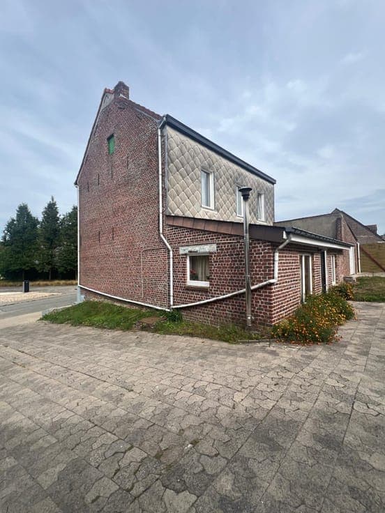 Karaktervolle woning uit 1903 op ruim perceel met grote t...