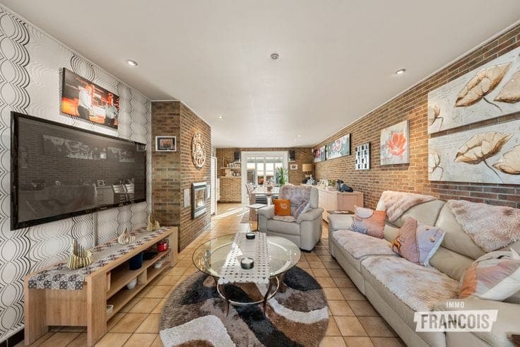 Well-maintained three-bedroom home with garage and spacious…