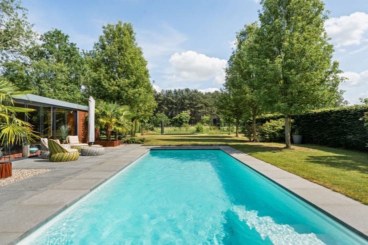 Exclusive villa with pool, jacuzzi and sauna