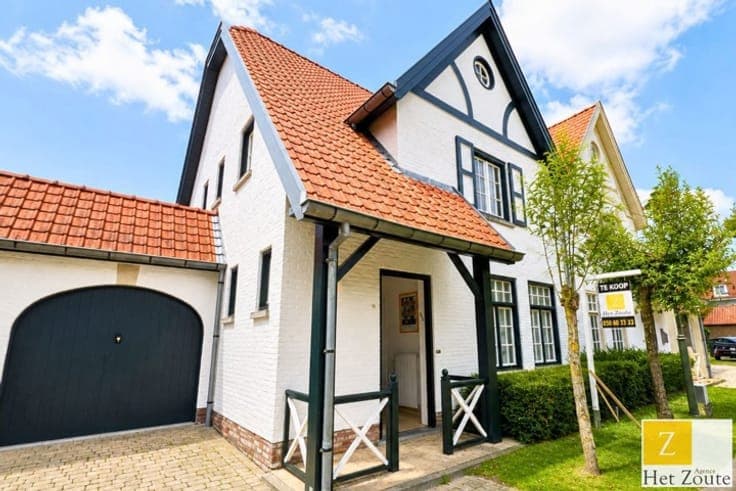 Stijlvolle halfopen woning met 4 slaapkamers