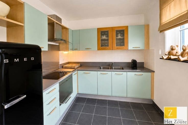 Stijlvolle halfopen woning met 4 slaapkamers