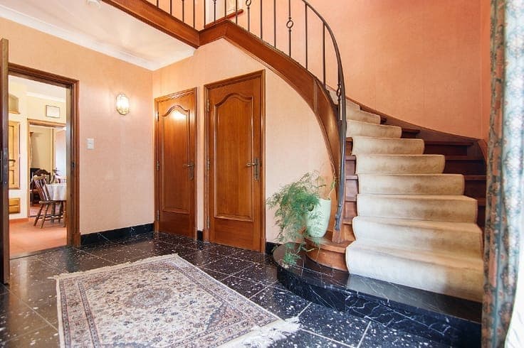 AUTHENTIEKE VILLA IN RESIDENTIËLE OMGEVING, KARAKTERVOL W...