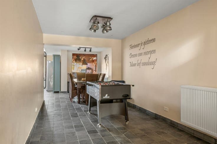 Centrally located family home with sunny garden.
