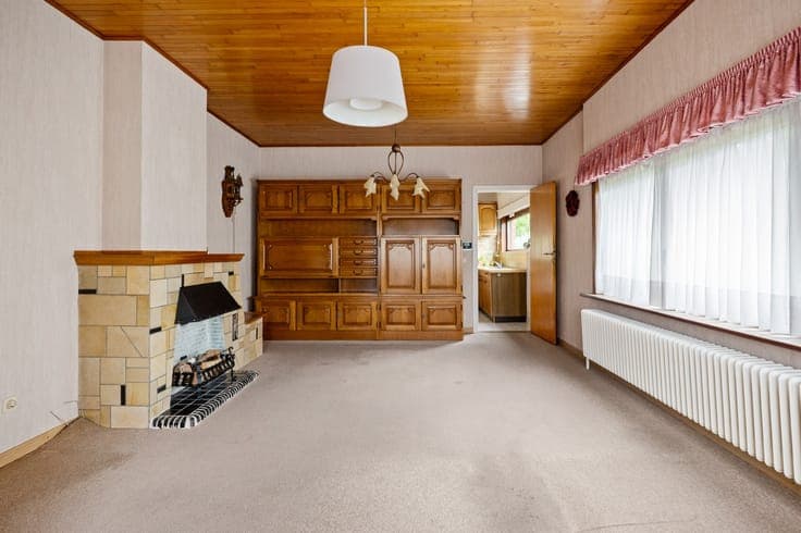 Vrijstaande laagbouwwoning met tal van mogelijkheden in O...