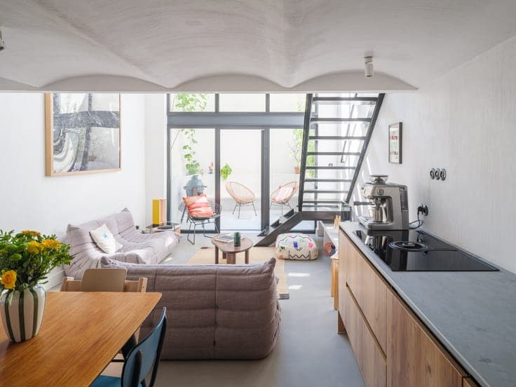 Karaktervolle burgerwoning die baadt in natuurlijk licht,...