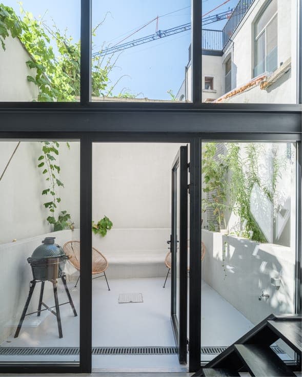 Karaktervolle burgerwoning die baadt in natuurlijk licht,...