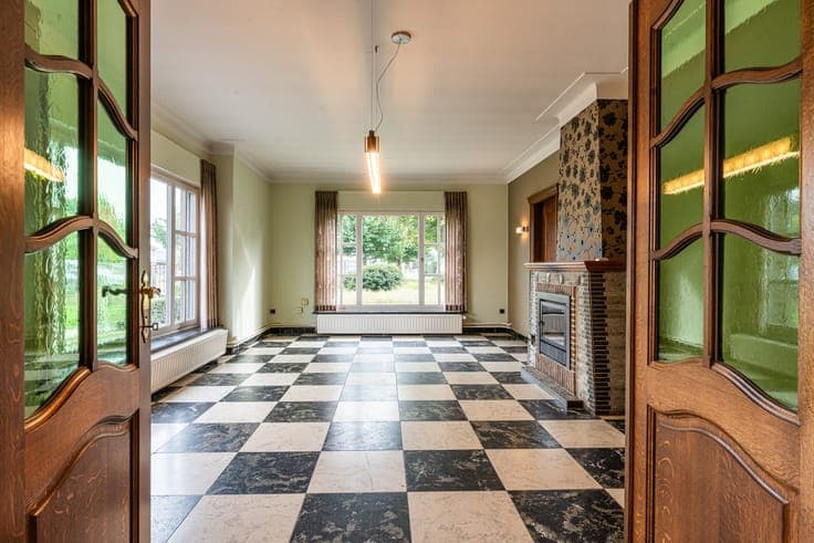 Woning met veel potentieel op topligging te Eeklo