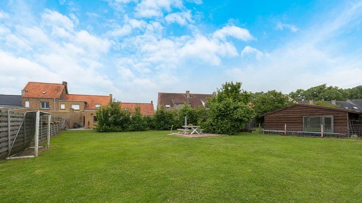 Landelijke woning op 515 m² met discrete tuin en verzicht...