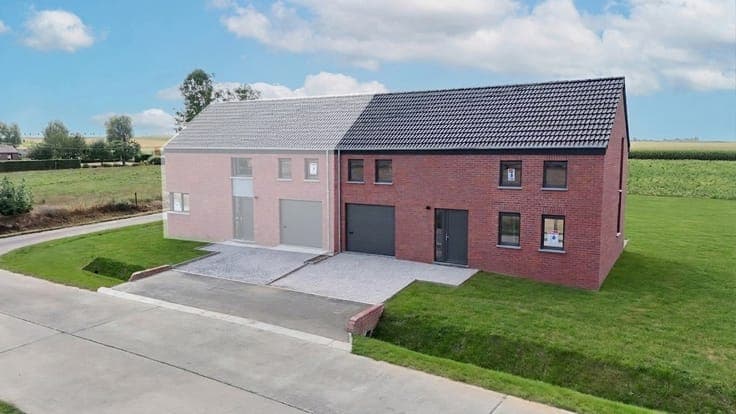House in Frasnes-lez-Anvaing