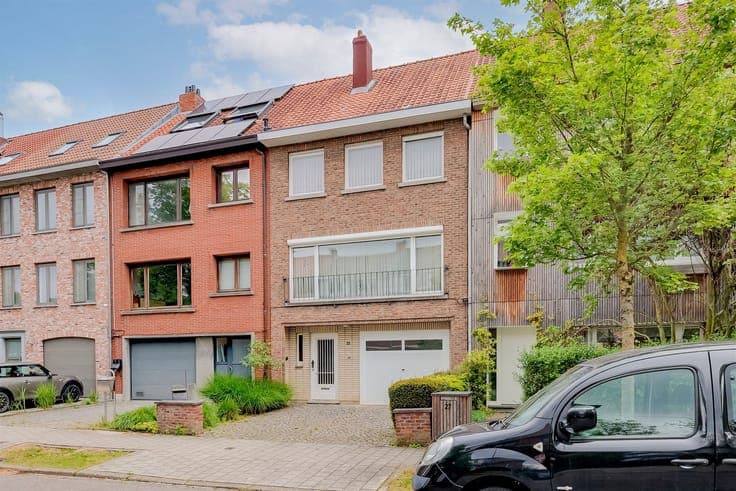 Modern Studio with Spacious Living Space in Mortse