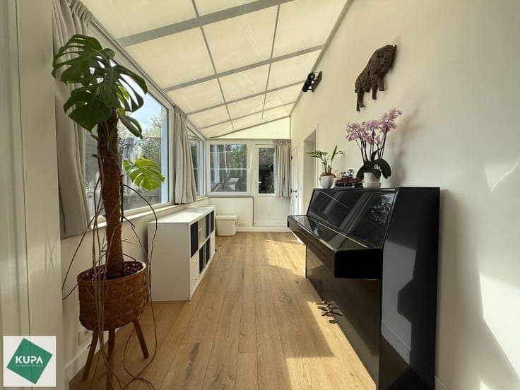 Karaktervolle woning met tuin te koop in centrum Izegem