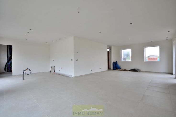 Halfopen nieuwbouwwoning te Amougies!