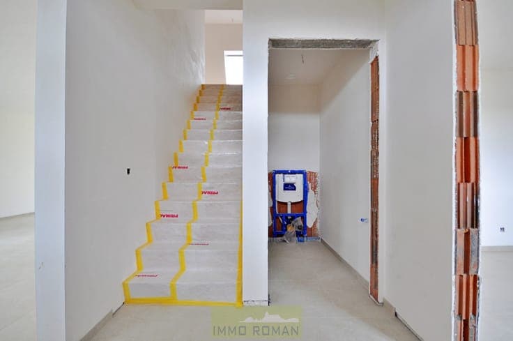Halfopen nieuwbouwwoning te Amougies!