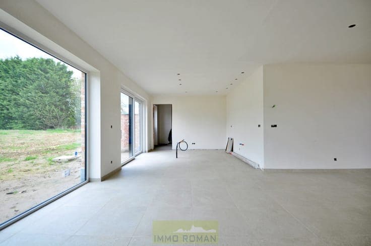 Halfopen nieuwbouwwoning te Amougies!
