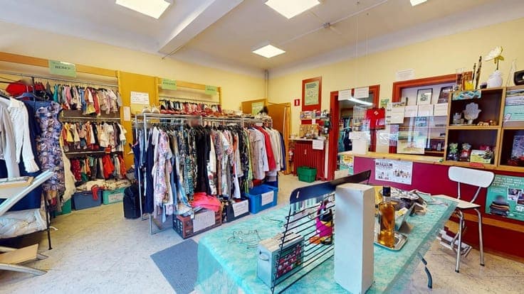 Sale - Building Athus - 219,000 €