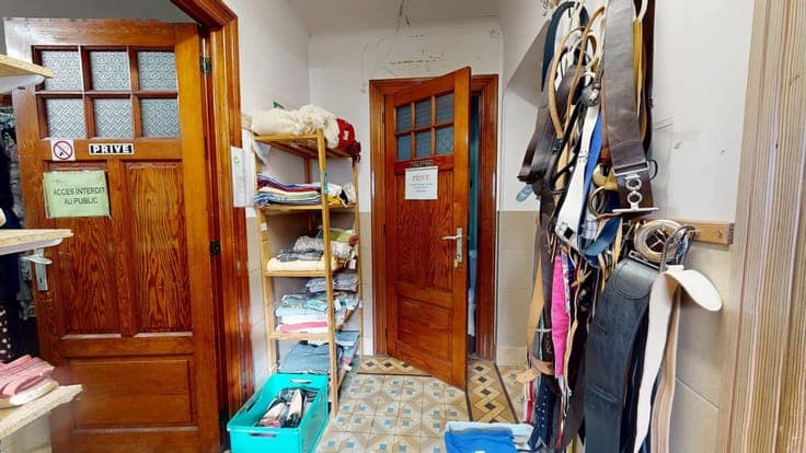 Sale - Building Athus - 219,000 €