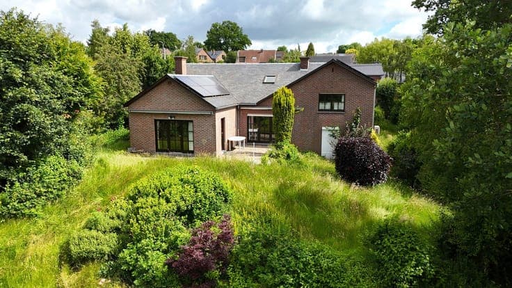 SPACIEUSE VILLA 3CH A MODERNISER
