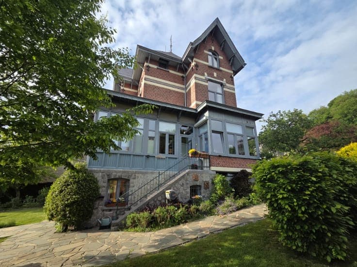 KARAKTERVOLLE VILLA MOSANE ‘MAURICE’ (1897) IN AUTHENTIEK...