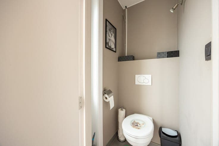 Gerenoveerde woning in doodlopende straat!