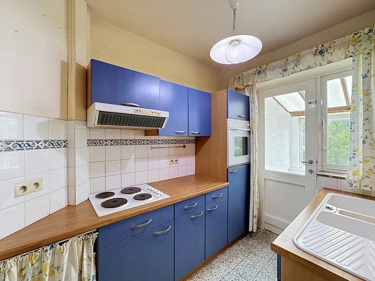 Le Domaine, Neuville-en-Condroz - house to renovate