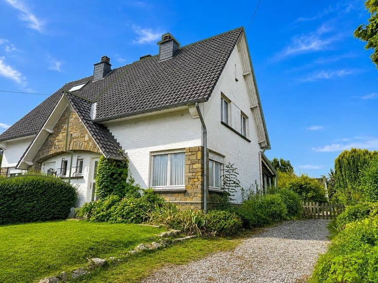 Le Domaine, Neuville-en-Condroz - house to renovate