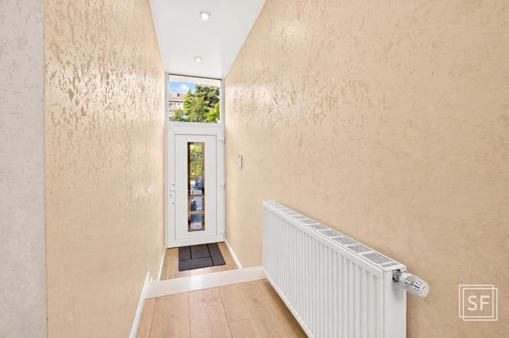 Energy-efficient renovated house with 4 bedrooms