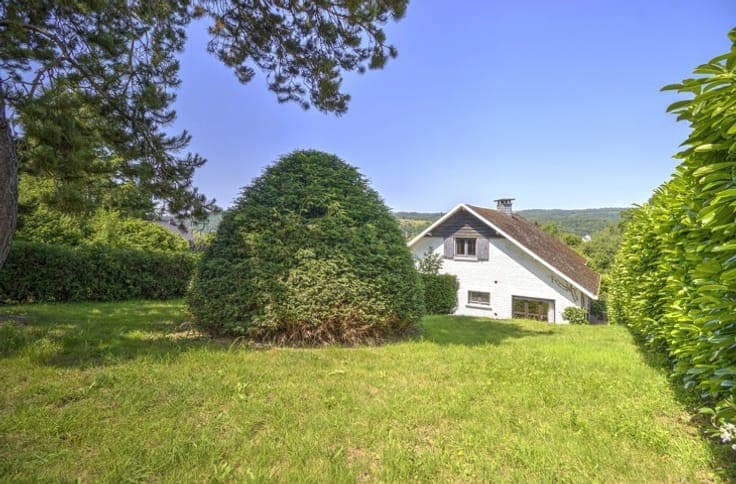 Villa 4 façades sur une parcelle de 750 m²