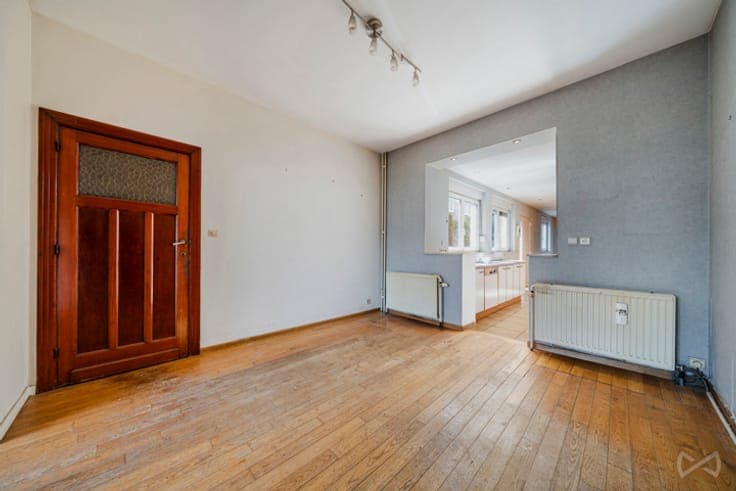 Maison 4 façades à rénover sur Limal
