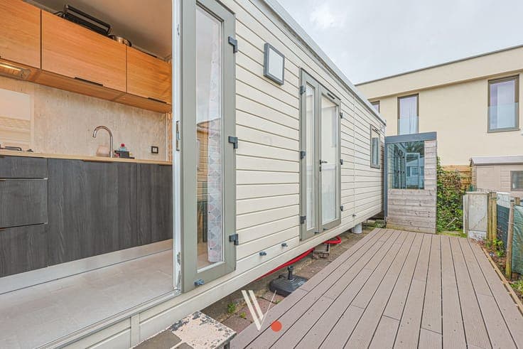 Zeer recente chalet met 3 slaapkamers en staanplaats in D...