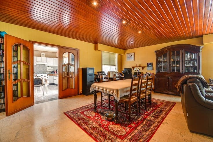 A home in need of renovation with potential in Onze-Lieve-Vr